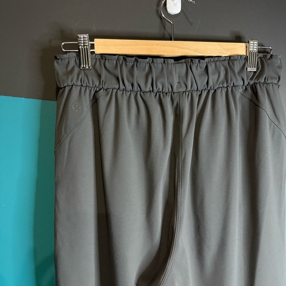 Lululemon Keep Moving Pant Women size 8 - Picture 9 of 16